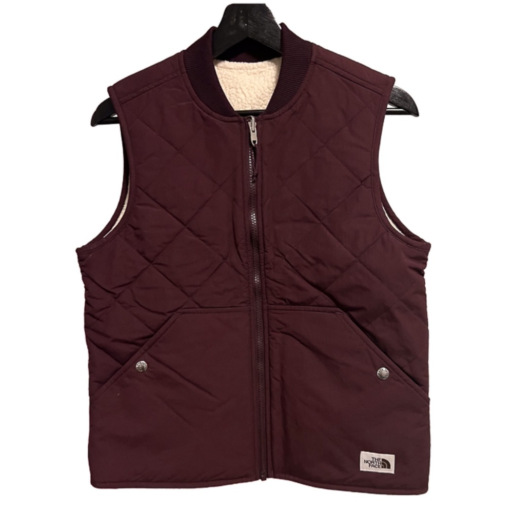 North Face Vest / Size Small / Reversible Maroon or Cream Sherpa
